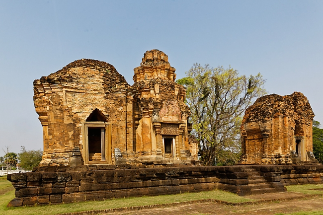 Prasat Sikhoraphum-MAR15-015